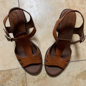 Korkease Leather Pump